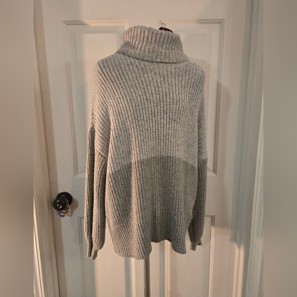American Eagle Gray Color Blocked Small Knit Turtleneck Sweater
